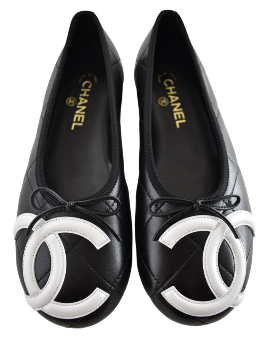 CHANEL CAMBON COCO BEACH 2026M BALLET FLATS BLACK LEATHER LARGE WHITE CC LOGO 38 - Picture 12 of 16